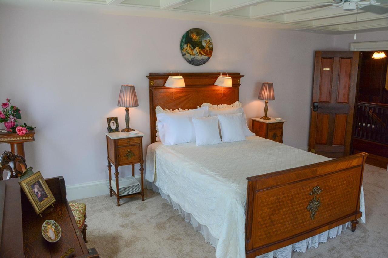 The Towers Bed & Breakfast Milford Exterior photo