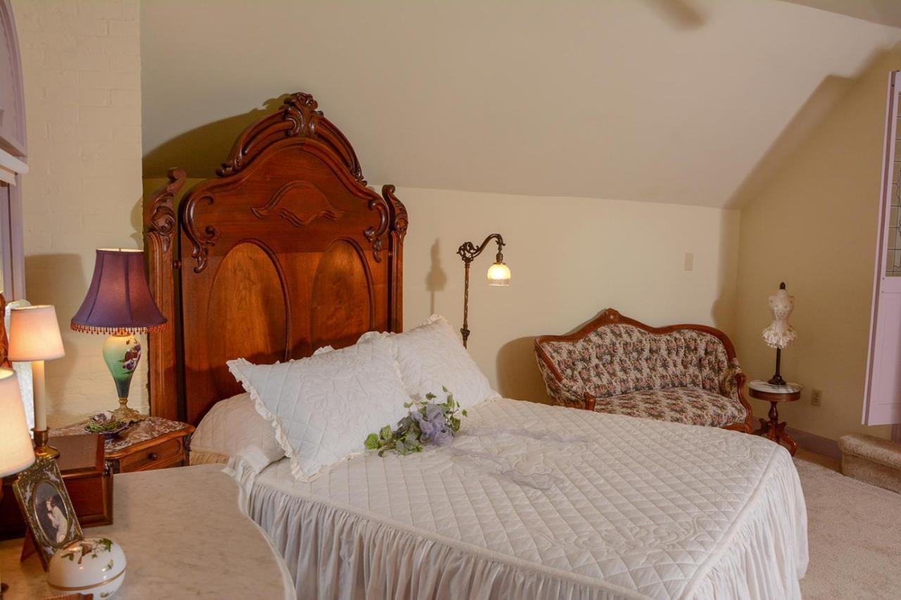 The Towers Bed & Breakfast Milford Exterior photo